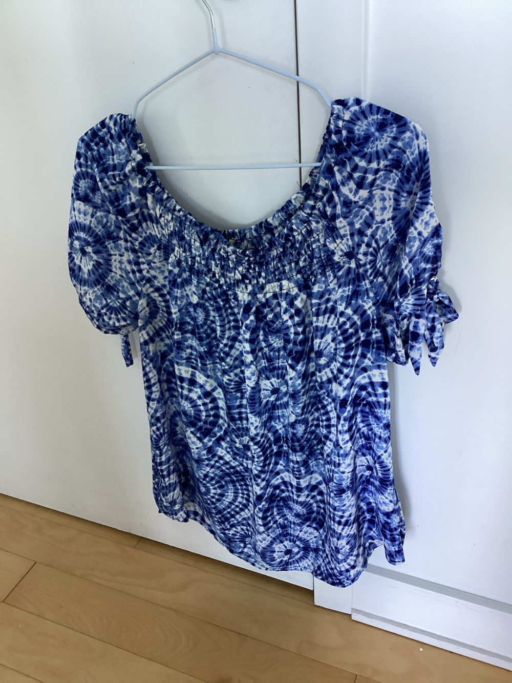 Spense Blue and White Tie-Dye Smocked Off-Shoulder Top. Lightweight Bohemian.